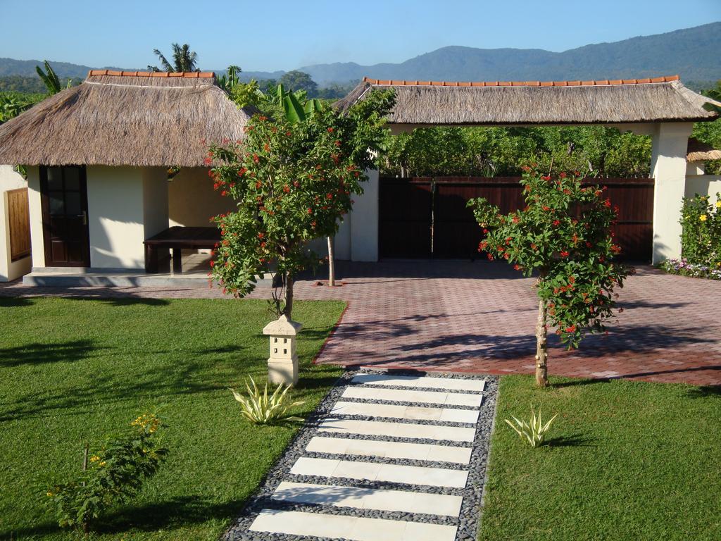 Villa Pelangi Bali Seririt  Quarto foto